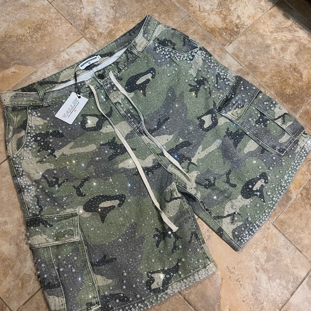 Vale Forever Soulja Camo Shorts